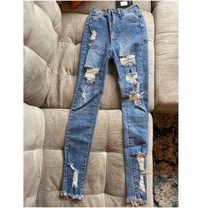 Ultra high waisted jeans